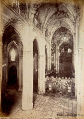 Sevilla, Catedral, vista del interior desde la tribuna de la puerta mayor. J. Laurent y Cia.
