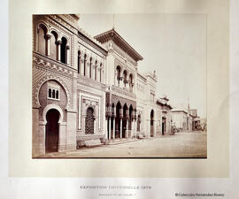 París, Exposición Universal de 1878, fachada principal pabellón de España en la Rue des Nations. Fotógrafo desconocido.