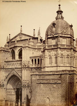 Toledo, Catedral, puerta del Perdón y cúpula de la Capilla Mozárabe, fachada oeste. J. Laurent.
