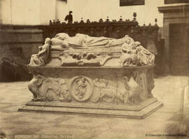 Toledo, Iglesia del Hospital de Tavera, sepulcro del cardenal Juan de Tavera, escultura de Alonso Berruguete. Casiano Alguacil.