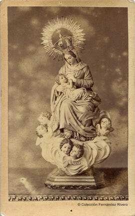 Madrid, reproducción de la imagen de la Virgen de la leche, coronada. J. Rodriguez.