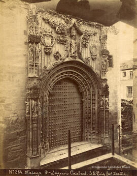 Málaga, Portada de la iglesia del Sagrario. J. E. Puig.