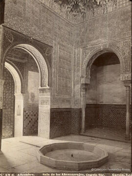 Granada, Alhambra, Sala de los Abencerrajes. Garzón fotógrafo.