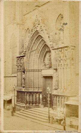 Barcelona, basílica de Santa María del Mar, portada principal. Fotógrafo desconocido.