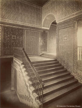 Sevilla, Casa de Pilatos, escalera de subida a la primera planta. Léon et Lévy.