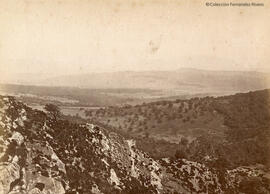 Málaga (provincia), paisaje rural en el camino de Castellar a Gaucín. J. H. Mann.