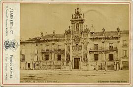 Valladolid, fachada de la universidad. J. Laurent.