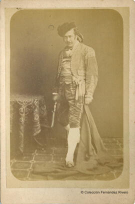 Málaga, retrato de un personaje disfrazado de majo con una navaja. José Spreáfico.