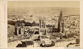 Burgos, vista general de la ciudad y la Catedral. J. Laurent.