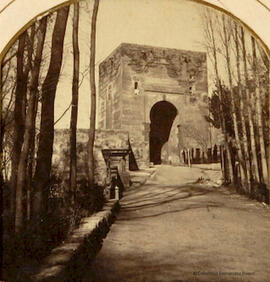 Granada, Alhambra, Puerta de la Justicia. J. Andrieu.