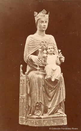 Barcelona, imagen de la Virgen de la Merced, coronada, patrona de la ciudad. Miguel Matorrodona.