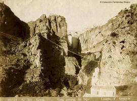 Ronda (Málaga), el Tajo y el Puente Nuevo. Linares.