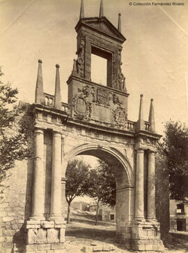 Burgos, arco de Fernán González. Léon et Lévy.