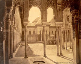 Granada, Alhambra, Patio de los Leones. Mauzaisse.