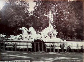 Madrid, fuente de Neptuno. J. Laurent.