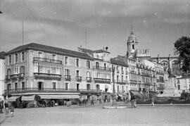 Acera de la Marina y Cortina del Muelle. Hacia 1940. Málaga, España