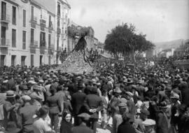 Semana Santa de Málaga. María Santísima de la Esperanza en Pasillo de Santo Domingo. 1931. España