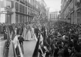 Semana Santa de Málaga. Jesús Nazareno del Paso saliendo de calle Larios. Anterior a 1931. España.