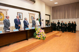 Actuación de Carlos Álvarez con el Coro Oficial de la Universidad de Málaga. Celebración de San Lucas. Facultad de Medicina. Noviembre de 2019