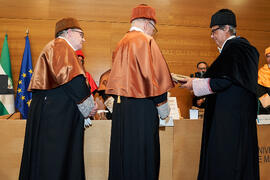 Investidura de Aníbal Ollero como Doctor "Honoris Causa" por la Universidad de Málaga. Edificio del Rectorado. Mayo de 2025