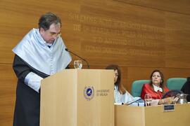 Laudatio de Enrique Baena Peña. Investidura como "Doctores Honoris Causa" de Antonio García Berrio y Pilar Palomo Vázquez por la Facultad de Filosofía y Letras de la Universidad de Málaga. Edificio del Rectorado. Junio de 2024