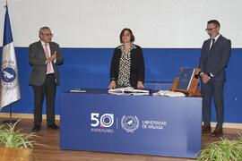 Toma de posesión de María Jesús García Sánchez como catedrática del Área de Fisiología Vegetal de...