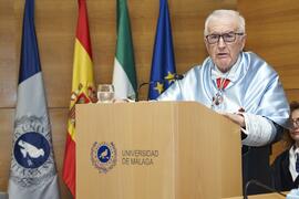 Discurso de Antonio García Berrio. Investidura como "Doctores Honoris Causa" de Antonio García Berrio y Pilar Palomo Vázquez por la Facultad de Filosofía y Letras de la Universidad de Málaga. Edificio del Rectorado. Junio de 2024