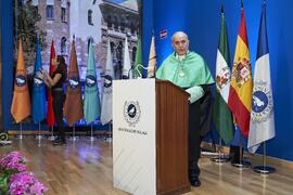 Intervención de Luis Enrique de la Villa en su investidura como Doctor "Honoris Causa" por la Universidad de Málaga. Paraninfo. Octubre de 2024