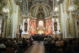 Concierto de Navidad de la Coral Sancti Petri homenaje a la Facultad de Económicas. Iglesia de los Mártires. Diciembre de 2015