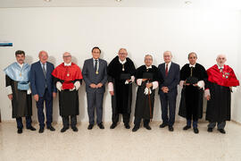 Retrato de grupo previo a la entrega de la Medalla de Oro de la Universidad de Málaga a la Universidad de Córdoba y a la Universidad de Sevilla. Paraninfo. Junio de 2023