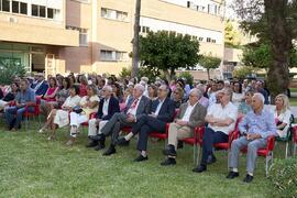 Asistentes al acto homenaje al personal jubilado de la Facultad de Ciencias Económicas y Empresariales. Campus de El Ejido. Septiembre de 2022