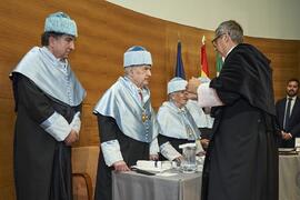 Investidura como "Doctores Honoris Causa" de Antonio García Berrio y Pilar Palomo Vázquez por la Facultad de Filosofía y Letras de la Universidad de Málaga. Edificio del Rectorado. Junio de 2024