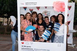 Photocall. Welcome to UMA. Bienvenida a los alumnos de intercambio internacional de la Universidad de Málaga. Jardín botánico. Octubre de 2019