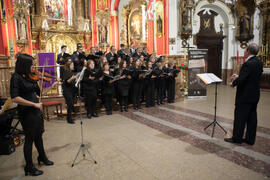 Concierto de Navidad de la Coral Sancti Petri homenaje a la Facultad de Económicas. Iglesia de los Mártires. Diciembre de 2015