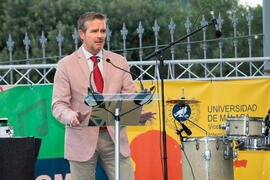 Intervención de Victor Manuel González diputado de Cultura de la Diputación de Málaga. Welcome to UMA. Bienvenida a los alumnos de intercambio internacional de la Universidad de Málaga. Jardín botánico. Octubre de 2019