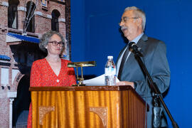 Intervención de un alumno en la graduación y clausura del curso del Aula de Mayores de la Universidad de Málaga. Paraninfo. Junio de 2019