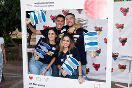 Voluntarios. Welcome to UMA. Bienvenida a los alumnos de intercambio internacional de la Universidad de Málaga. Jardín botánico. Octubre de 2019