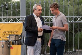 Entrega diplomas acreditativos del Centro Internacional de Español. Welcome to UMA. Bienvenida a los alumnos de intercambio internacional de la Universidad de Málaga. Jardín botánico. Octubre de 2019