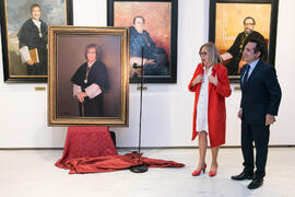 Adelaida de la Calle y Antonio Montiel. Presentación del cuadro de la rectora Adelaida de la Calle en la Galería de Rectores de la Universidad de Málaga. Edificio del Rectorado. Marzo de 2019