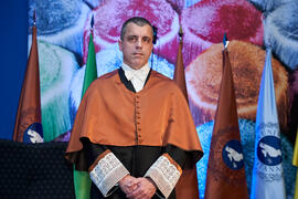 Bernardo Quintero en su investidura como Doctor "Honoris Causa" por la Universidad de Málaga. Paraninfo. Marzo de 2025