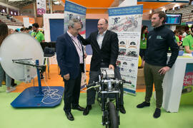 José Ángel Narváez en el estand de Ingenierías Industriales. Jornadas de Puertas Abiertas de la Universidad de Málaga. Complejo Polideportivo Universitario. Abril de 2018