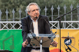Intervención de José Ángel Narváez rector de la Universidad de Málaga. Welcome to UMA. Bienvenida a los alumnos de intercambio internacional de la Universidad de Málaga. Jardín botánico. Octubre de 2019
