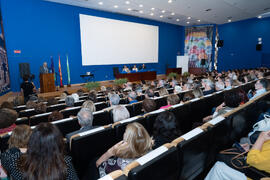 Intervención de un alumno en la graduación y clausura del curso del Aula de Mayores de la Universidad de Málaga. Paraninfo. Junio de 2019