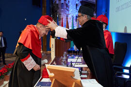Investidura de Miquel Roca i Junyent como Doctor "Honoris Causa" por la Universidad de Málaga. Paraninfo. Diciembre de 2024