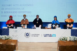 Mesa presidencial. Investidura de Bernardo Quintero como Doctor "Honoris Causa" por la Universidad de Málaga. Paraninfo. Marzo de 2025