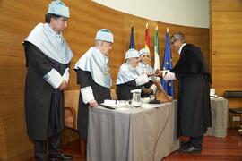 Investidura como "Doctores Honoris Causa" de Antonio García Berrio y Pilar Palomo Vázquez por la Facultad de Filosofía y Letras de la Universidad de Málaga. Edificio del Rectorado. Junio de 2024