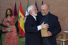 Daniel Carrasco y Eugenio Luque. Homenaje al personal jubilado de la Facultad de Ciencias Económicas y Empresariales. Campus de El Ejido. Septiembre de 2022