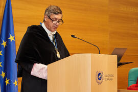 Discurso de Teodomiro López. Investidura de Jorge Martínez-Vázquez como Doctor "Honoris Causa" por la Universidad de Málaga. Edificio del Rectorado. Julio de 2025