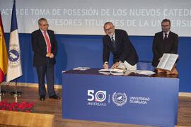 Toma de posesión de Mario Gutiérrez Bedmar como profesor titular del Área de Medicina Preventiva y Salud Pública de la Universidad de Málaga. Paraninfo. Diciembre de 2022