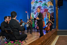 Actuación musical de la orquesta "Málaga Camerata". Entrega de la Medalla de Oro de la Universidad de Málaga la Universidad de Córdoba y a la Universidad de Sevilla. Paraninfo. Junio de 2023
